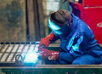 Крупный производитель коммунальной техники и крупногабаритных контейнеров